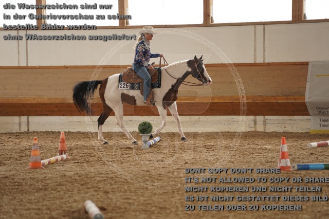 s_A_901832.JPG